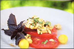 Spanish heirloom salad